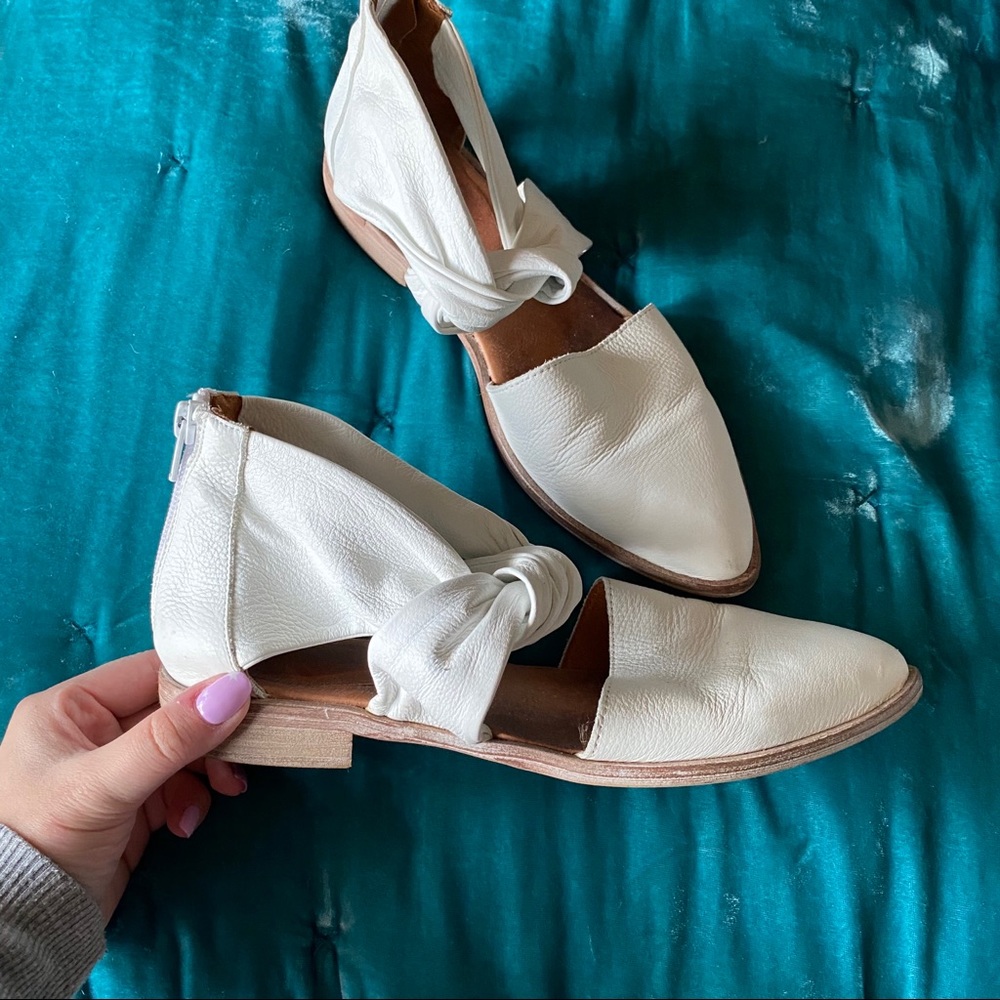 Free people white leather pointed toe flats